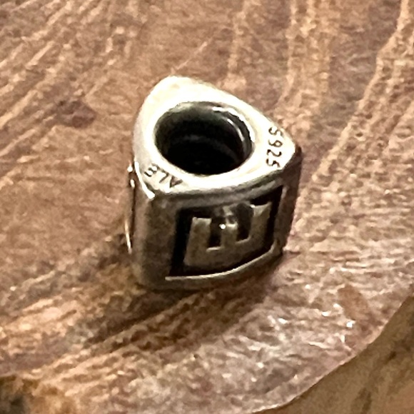 Pandora Block Letter E Retired 🌸🍾🌸 Sterling Silver - Picture 3 of 4